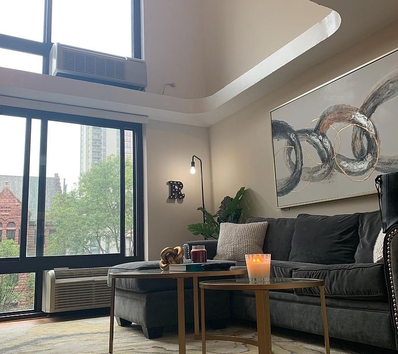 1st image of 1221 N Dearborn Pkwy #201