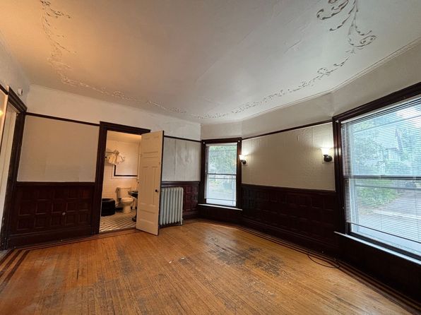 81 Prince St APT 1