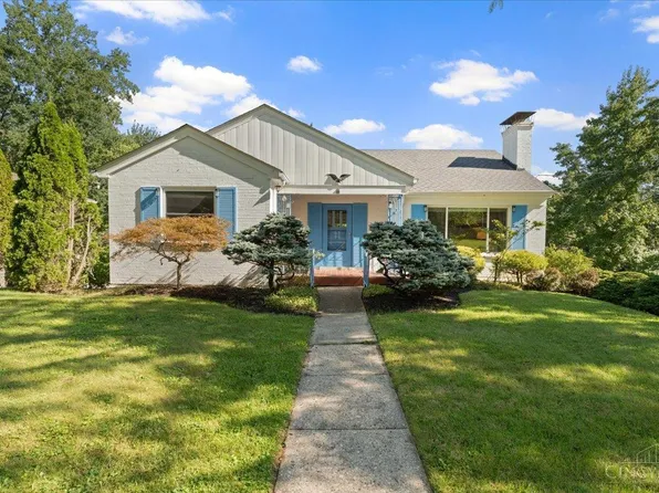 3010 Irvella Pl, Cincinnati, OH 45238