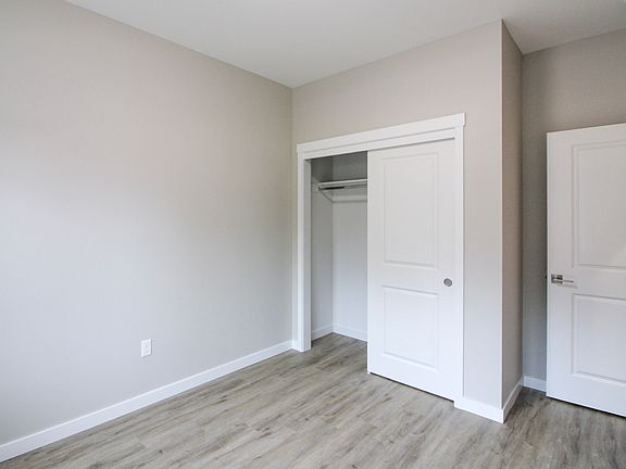 5th image of 5534 Skyline Rd S #5546