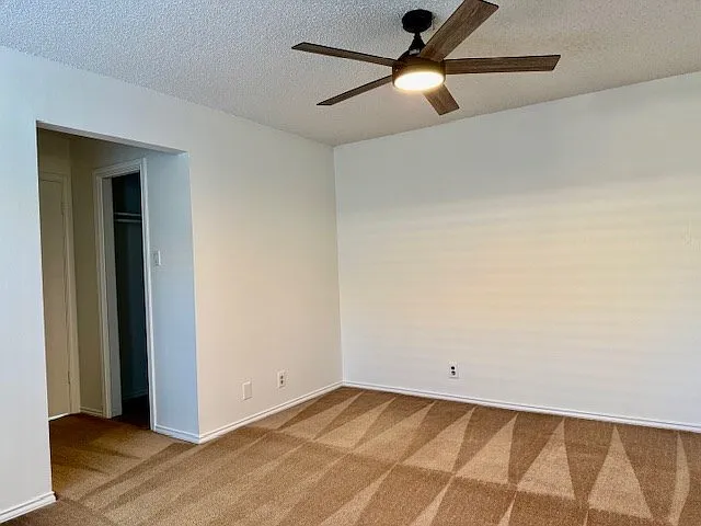 2405 Castleford Rd — Photo 14