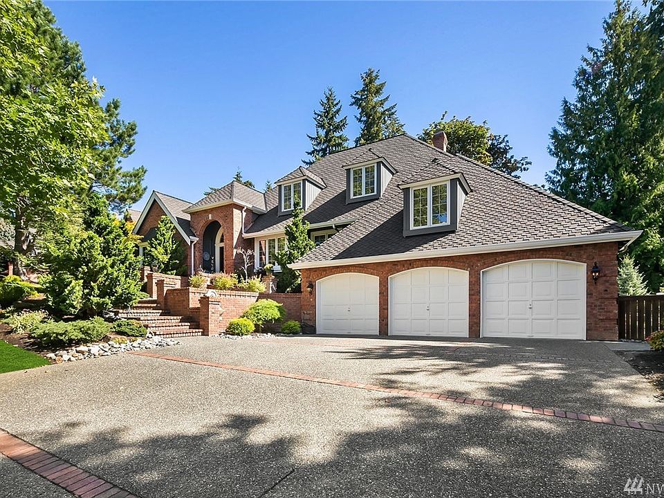 1st image of 2470 196th Ave SE