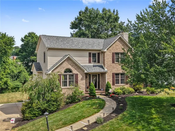 258 Cumberland Dr, Seven Fields, PA 16046