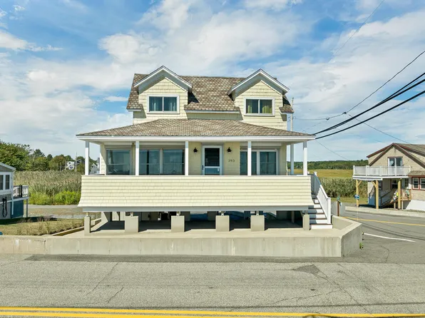393 Webhannet Drive, Wells, ME 04090