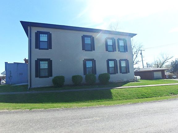 4th image of 217 N Main St