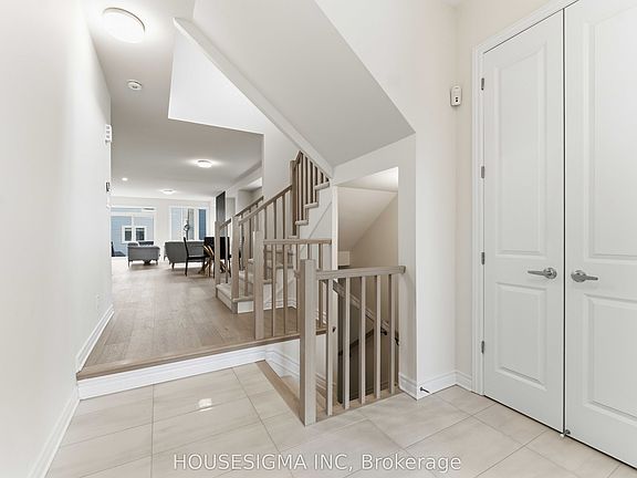 4th image of 126 Lumen Pl