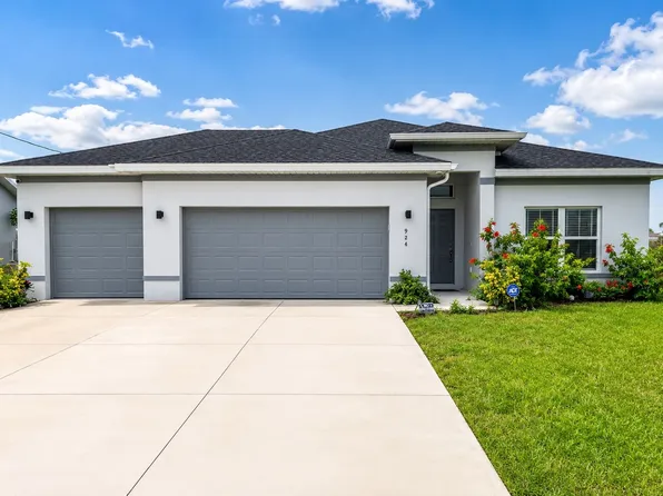 924 NE 11th Terrace Cpe, Fort Myers, FL 33901