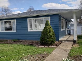 509 Union St, Pella, IA 50219