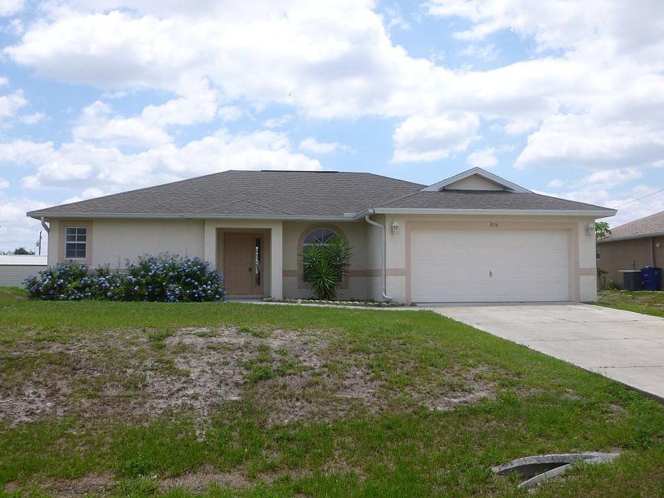 1st image of 816 Adeline Ave