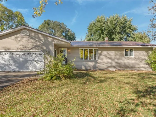 622 Spruce St, Paynesville, MN 56362