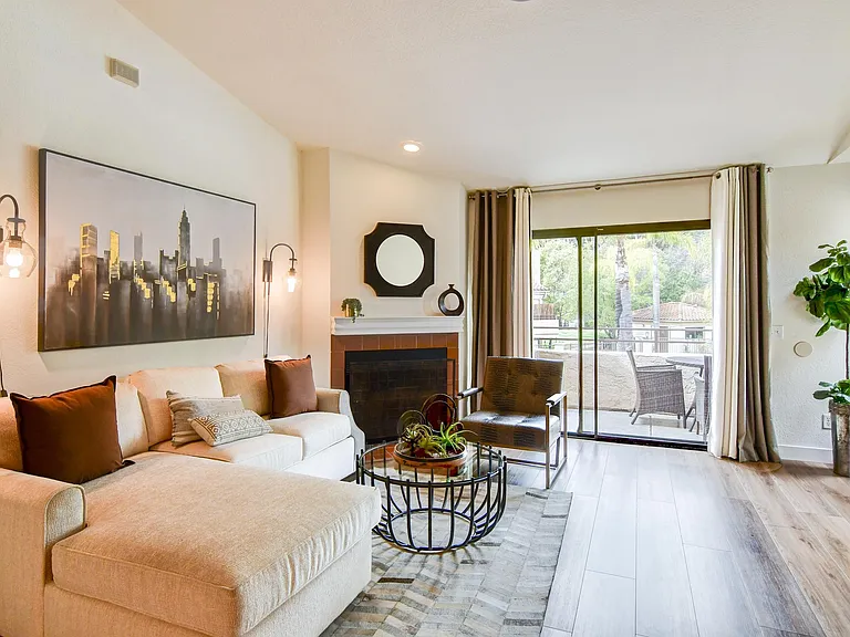 Rancho Hillside Apartments — Photo 27