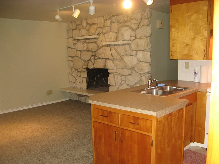 1825 S 310th St #6 — Photo 4