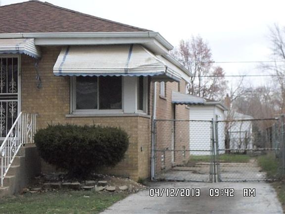 2nd image of 14445 Woodlawn Ave