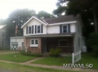 7451 East St, Newport, NY 13416