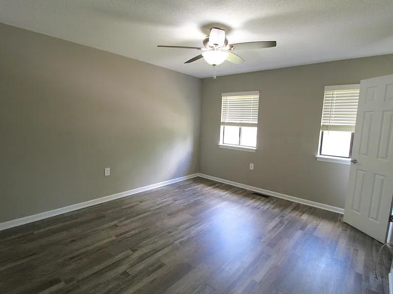 137 Gentilly Dr — Photo 6
