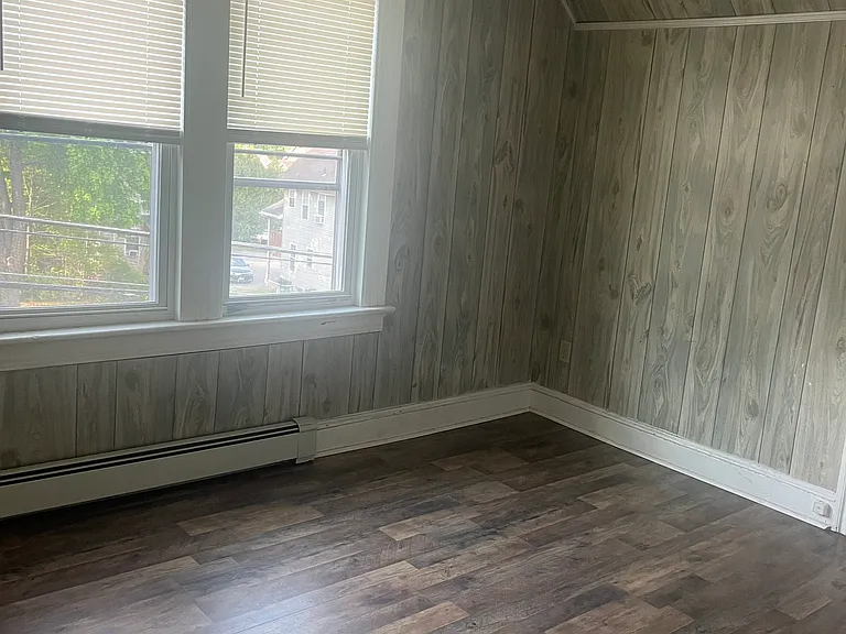 23 Highland Ave — Photo 10