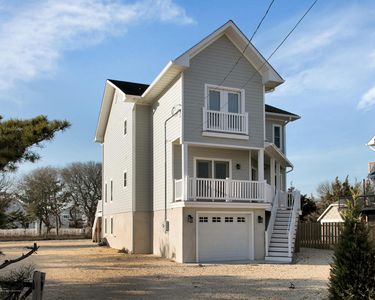 914 Ocean Ave, Mantoloking, NJ, 08738