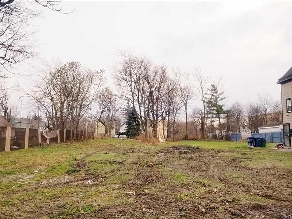 1st image of 109 Urban St