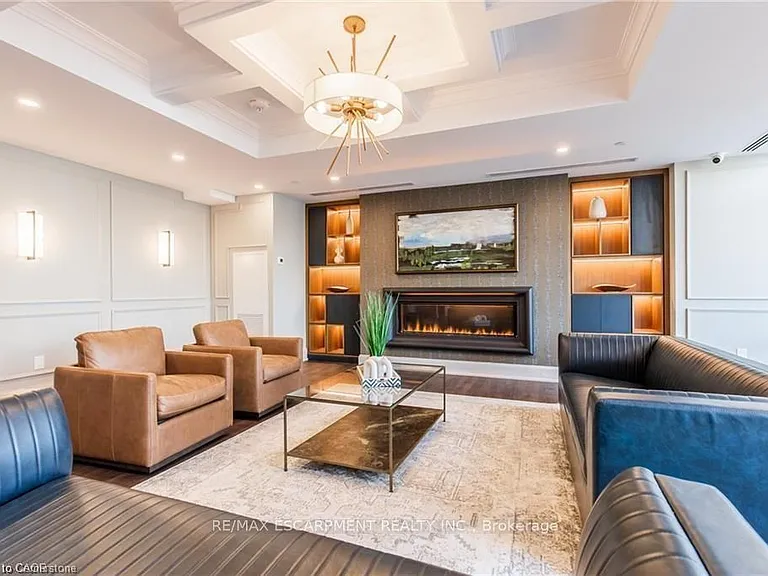 450 Dundas St E #801 — Photo 31