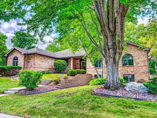1318 Manassas Trl, Madison, WI 53718