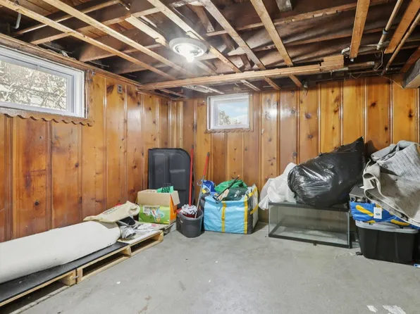 7 Laird Place image 46 of 48