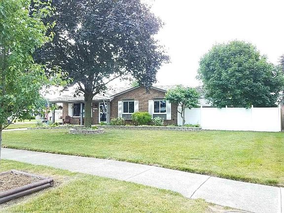 3rd image of 11946 Shetland Ct