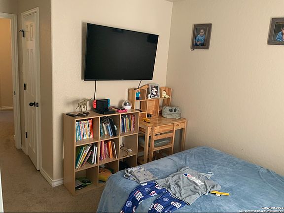 5th image of 4919-4921 Appleseed Ct