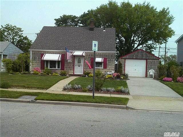 1st image of 79 Balsam Ln