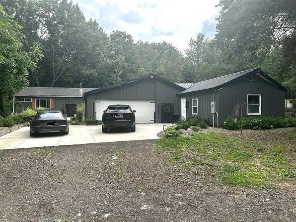 2700 Prairie College St SW, Canton, OH 44706