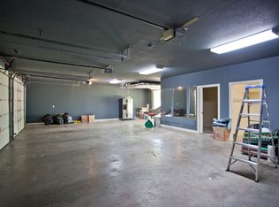 1625 S Main St, Bentonville, AR 72718