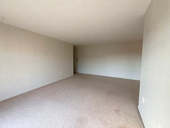 2nd image of 434 N Armistead St APT 202