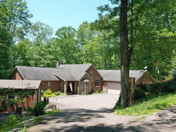 249 Pond Lily Ln, Terra Alta, WV 26764