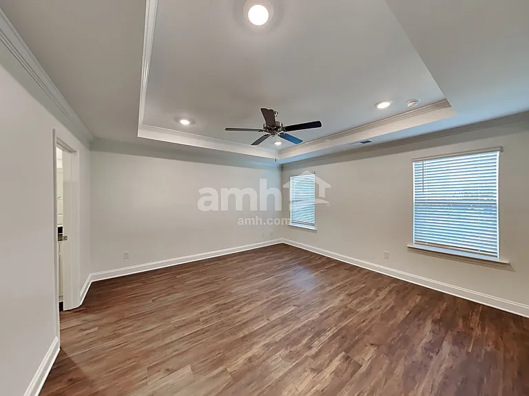559 Rivermist Dr — Photo 8
