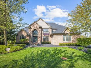 57293 Apple Creek Dr, Washington, MI