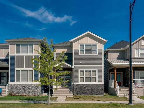 200 W Homestead Dr NE, Calgary, AB T3J 2G5