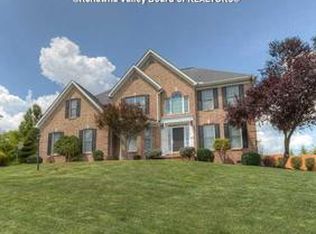 121 Leslie Dr, Scott Depot, WV 25560