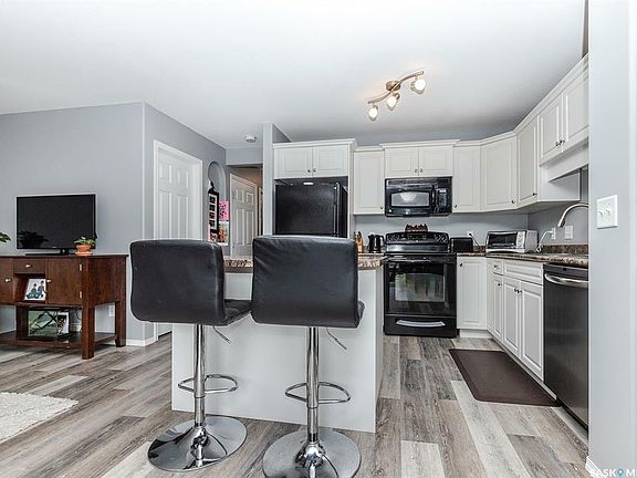 5th image of 350 Maccormack Rd #127