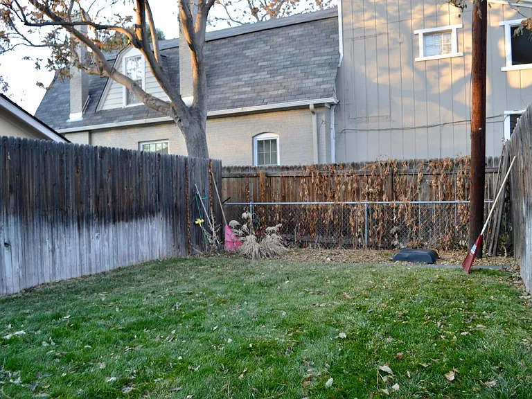 1009 E 5th Ave — Photo 19