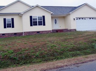 158 Autumn Woods Dr, Kings Mountain, NC 28086