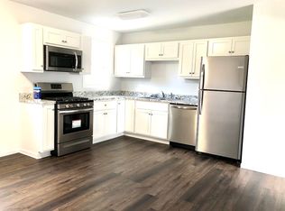 1052 Marion St, Valparaiso, IN 46385