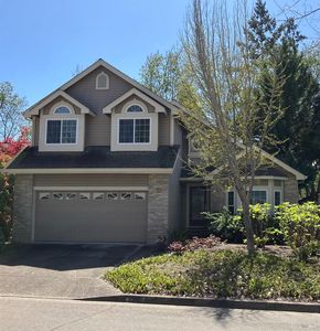 195 Wikiup Meadows Dr, Santa Rosa, CA, 95403