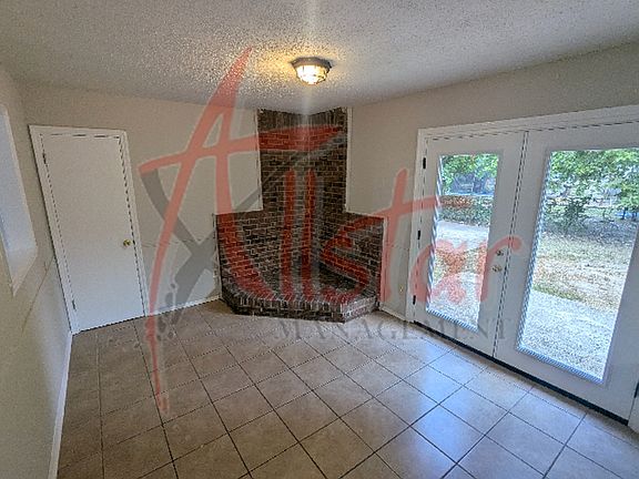 5th image of 6565 Hermitage Rd