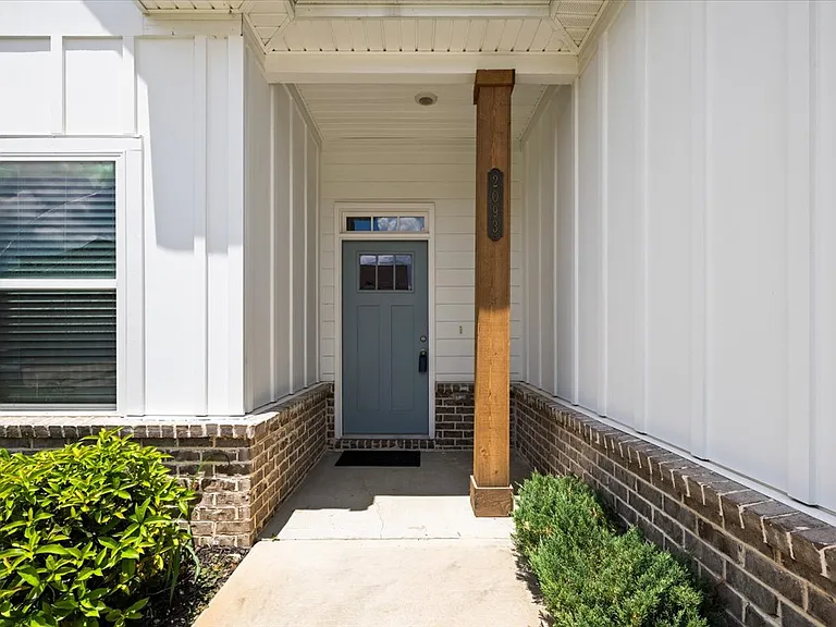 2093 Firelight Way — Photo 3