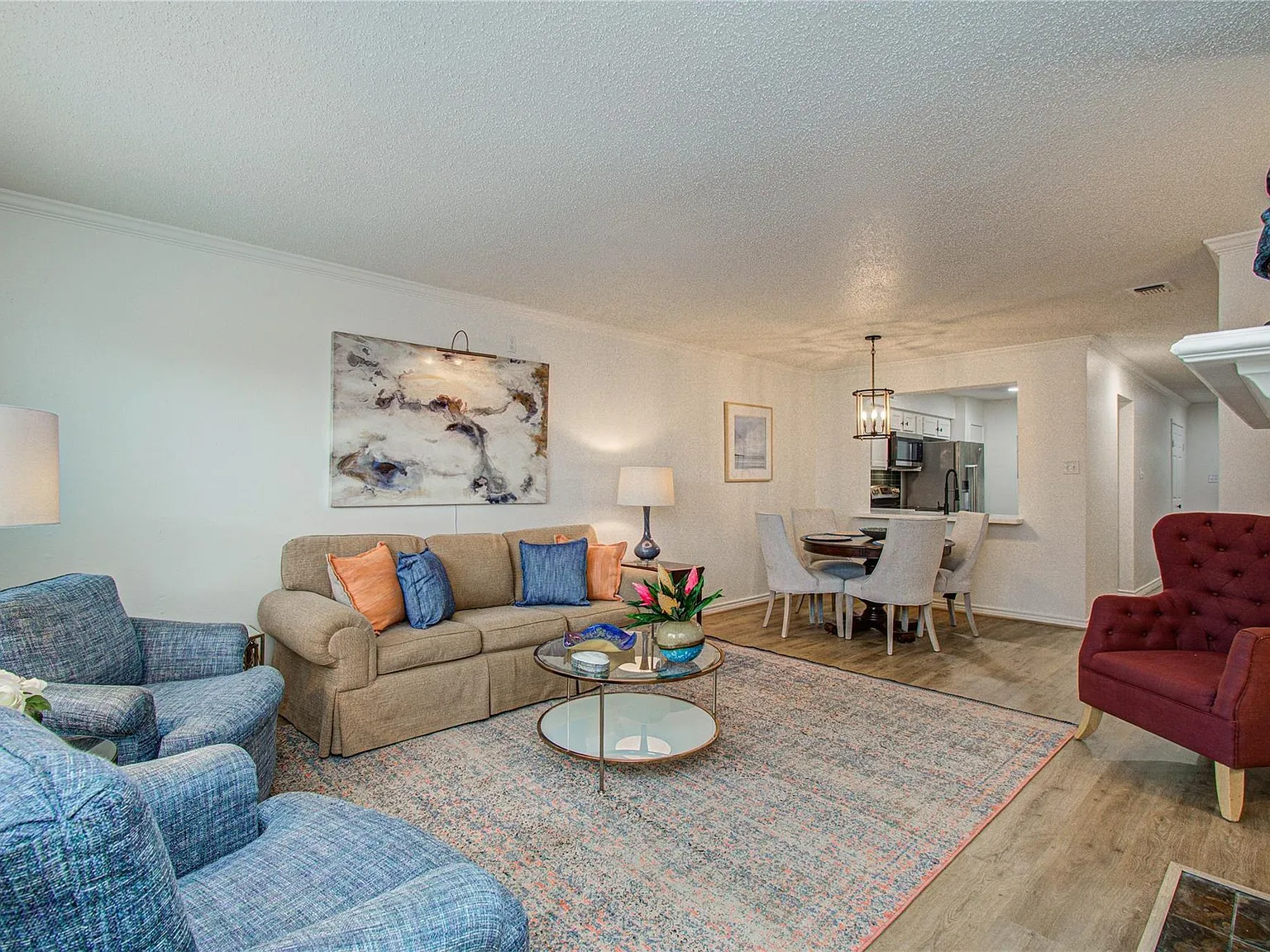 2 bed, 2.5 bath, 1168 sqft, $1,650 — Photo 3