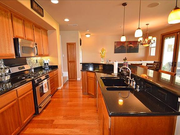 2nd image of 4437 Brannigan St