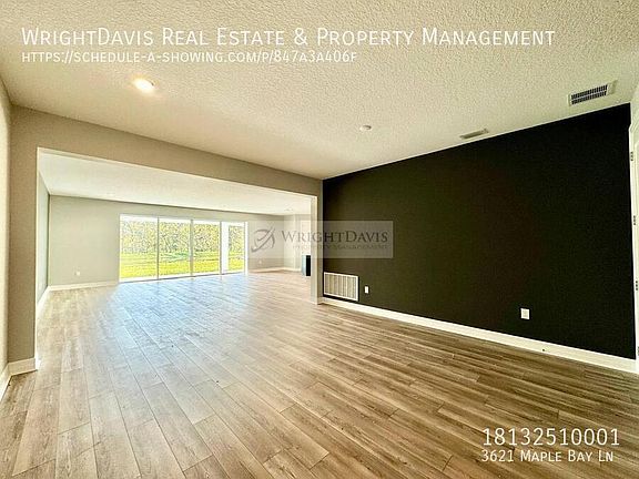 5th image of 3621 Maple Bay Ln