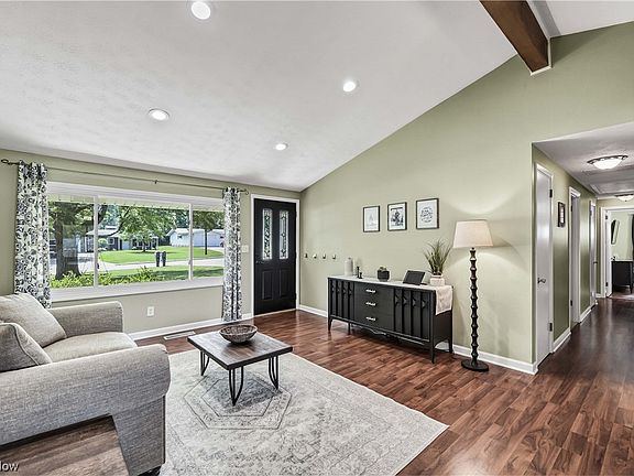 2nd image of 9038 Cranbrook Dr