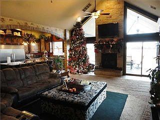 2nd image of 4701 SE 147th St