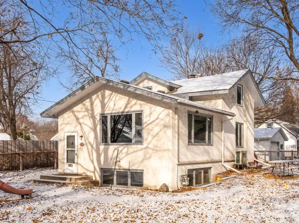 6706 Corvallis Ave N, Crystal, MN 55428