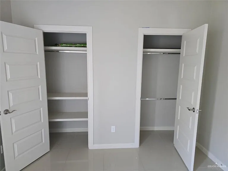 900 E La Cantera Ave #3 — Photo 16